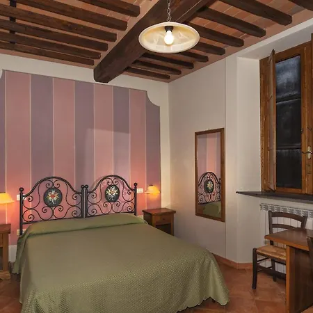 Panzió Pardi Lucca